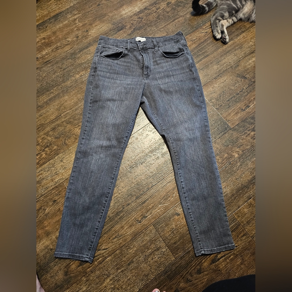 Universal Thread Gray Jeans